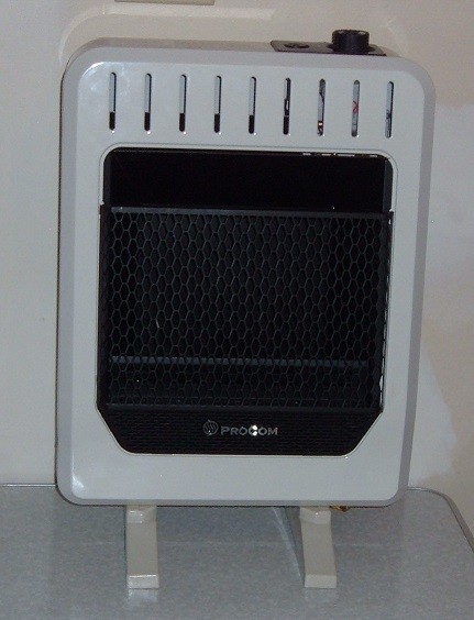 Click image for larger version

Name:	DSCF0320 heater with feet x50 cropped.jpg
Views:	65
Size:	54.8 KB
ID:	81993